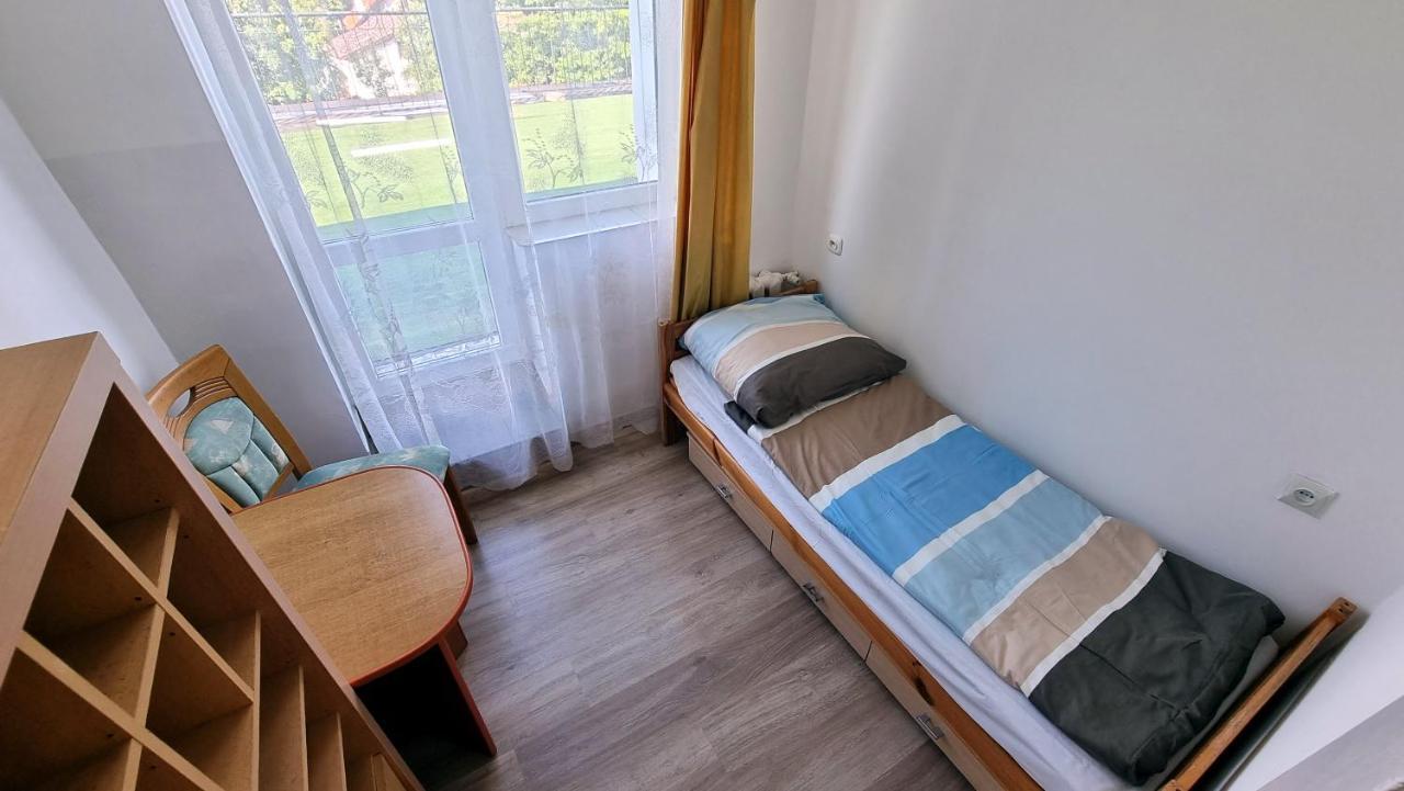 Osrodek Beata / Fiord Bed & Breakfast Смолджински Лас Екстериор снимка